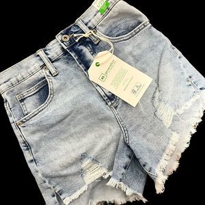 RE BOYFRIEND SHORTS 1